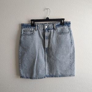 H&M Light Wash Mini Skirt